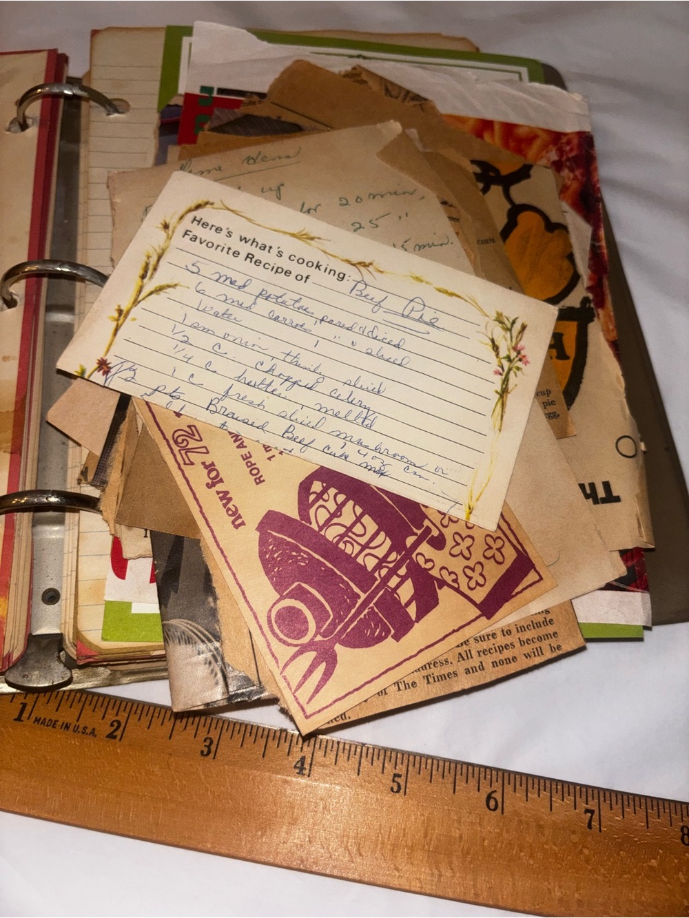 Vintage Wood Recipe Box + binder of notes, recipes and vintage clippings - Picture 12 of 14